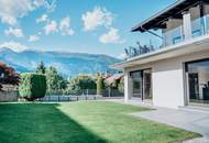 Gartenwohnung mit erstklassiger Architektur in bester Stadtlage - sehr großer Garten, ausgezeichnete Parksituation