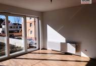 Schöne Wohnung zum Sofortbezug und mit PKW-Abstellplatz sowie schöner Küche