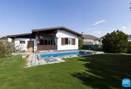 Charmantes Einfamilienhaus mit Schwimmbad und Garage in Theresienfeld