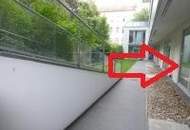 Erdgeschoß, barrierefrei, Innenhof! Ruhige, loft-artige Neubauwohnung mit 2 kl. Terrassen