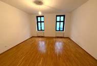 2 Zimmer Altbauwohnung in der Storchengasse + 1 hofseitiger Balkon mit ca. 5,60 m² - nur ca. 3 - 4 Gehminuten zu den U-Bahnen U4 & U6