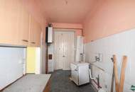 Sanierungsbedürftige 1-Zimmer-Altbauwohnung mit Entwicklungspotenzial