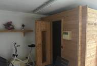 2 Familienhaus mit Pool und Outdoorküche/Poolhaus - Garage für 3 Autos -SOFORT VERFÜGBAR-DACHBODEN AUSBAUBAR