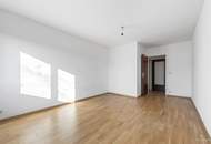 Praxis / Büro mit großzügiger Freifläche