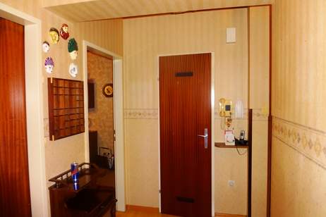 4 Zimmer - Wohnung mit Loggia in Hainburg !, Wohnung-kauf, 190.000,€, 2410 Bruck an der Leitha