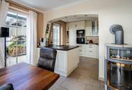 Massive Doppelhaushälfte mit Kamin, Terrasse &amp; Doppelcarport in Aussichtslage von Velden/Köstenberg!