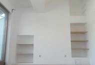 "Diese 5 Zimmer-Altbauwohnung mit sonniger Terrasse wartet genau auf SIE"