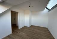 UNBEFRISTET: 2-Zimmer-DG inkl. großer Terrasse ab NOVEMBER!