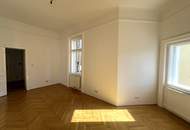 Schöne 4,5 Zimmer Altbau-Villenetage mit Wintergarten, Gartennutzung und kleinem KFZ-Stellplatz