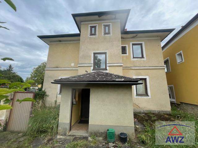 Günstiges Haus mit Potenzial: Ideal für Handwerker und Großfamilien!