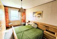 Lichtdurchflutete, renovierungsbedürftige 3-Zimmer-Wohnung mit großer Süd-Loggia