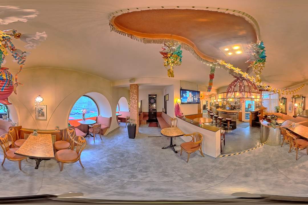 ''Gut eingeführtes Cafe''