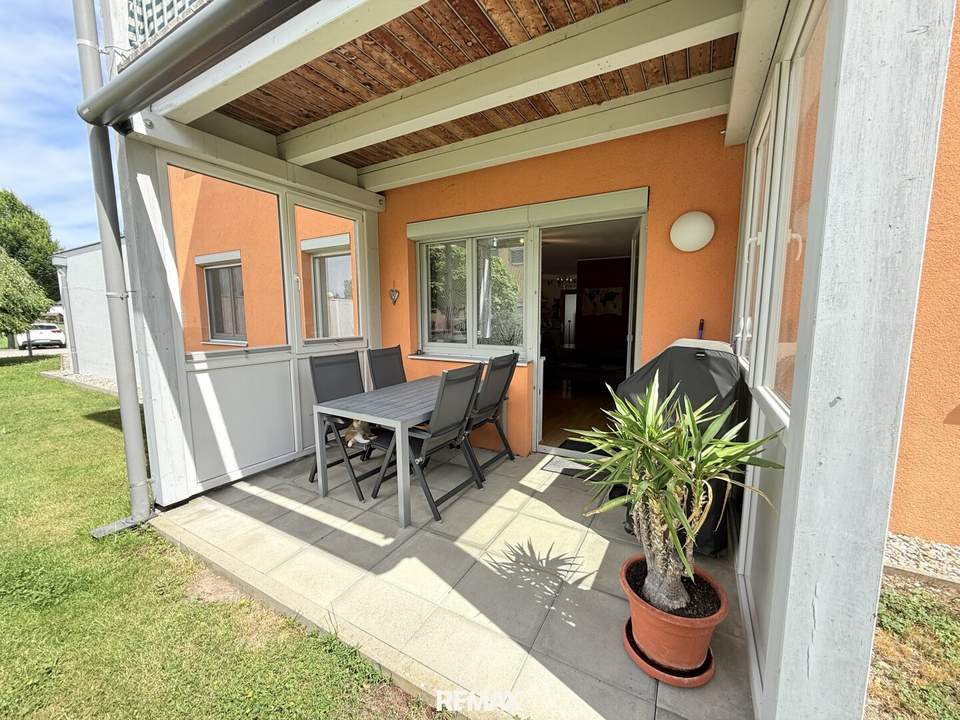 Moderne 3-Zimmer-Erdgeschosswohnung in Wildenau mit Loggia, Garage & Glasfaser