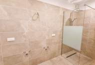 Kernsanierte, helle Dreizimmerwohnung mit großer Loggia und großem Keller!