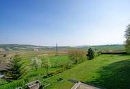 Nachhaltig wohnen mit Erdwärme – Architektenhaus in idyllischer Grünruhelage mit Weitblick