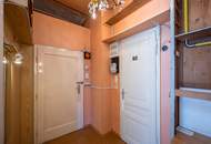 WOHNUNG IN ALTBAU-VILLA | EIGENGARTEN | SANIERUNGSBEDÜRFTIGES JUWEL