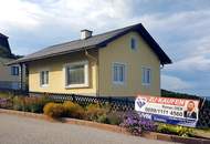 Kleines, feines Ferienhaus mit traumhaftem, unverbaubaren Ausblick!