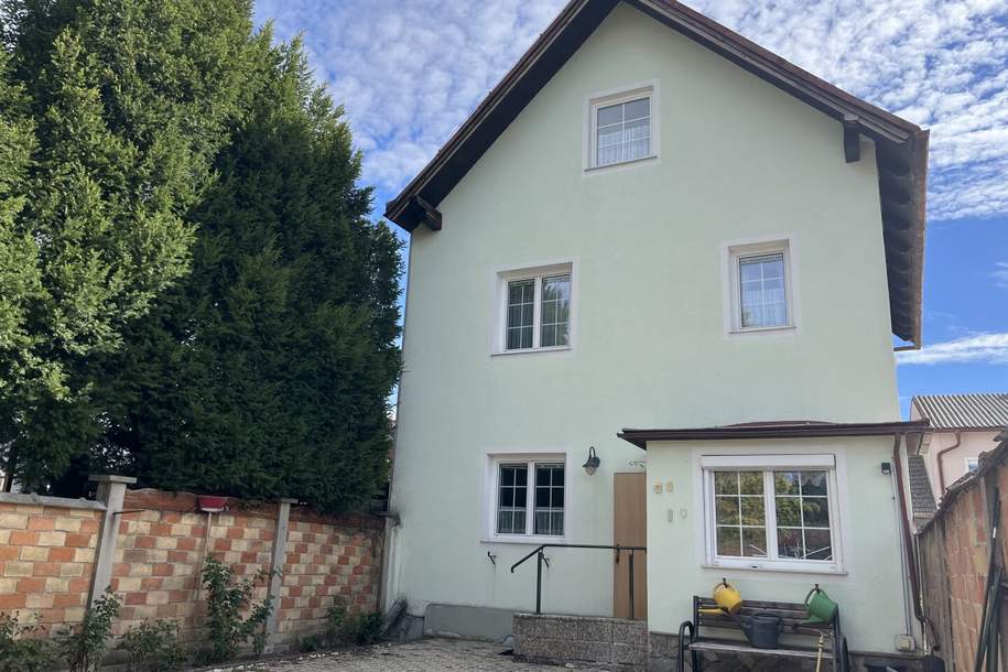 Wohnen und Arbeiten unter einem Dach – vielseitige Liegenschaft in zentraler Lage von Niederleis, Haus-kauf, 198.500,€, 2116 Mistelbach