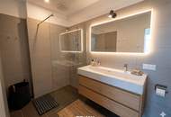 Privatsphäre trifft Wohnkomfort – 3-Zimmer-Dachgeschoss mit 2 Bädern & Terrasse