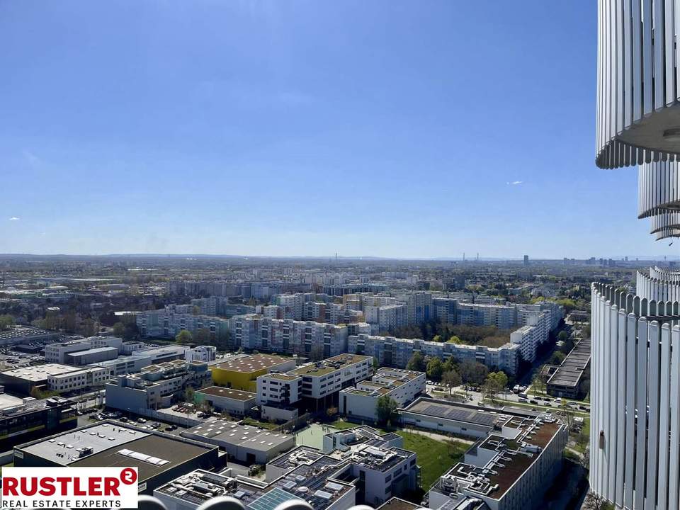 3-Zimmer Familienwohnung mit traumhaftem Weitblick - U1 Nähe!