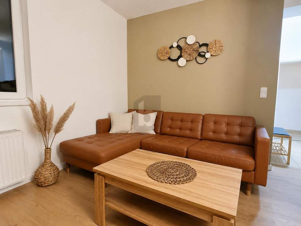 IDEAL FÜR SINGLES, PAARE ODER ANLEGER: WOHNUNG MIT EIGENGARTEN