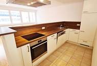 INNSTASSE, gepflegte 87 Neubau-Maisonette, 2 Zimmer, Komplettküche, Wannenbad, Parketten, 4. Liftstock