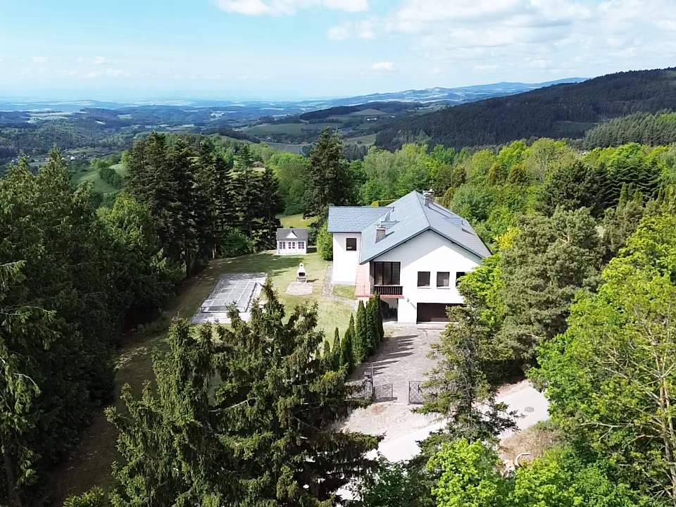 Einzigartiges Anwesen am Fuße des Jauerling - die Wachau, Melk und Alpen in Sichtweite!