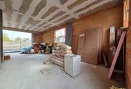 IN BAU! NÄHE GYM SIMONSGASSE. 5 ZIMMER-ZIEGELHAUS. KELLER. 90m² GARTEN. PHOTOVOLTAIK. TOP AUSSTATTUNG. PROVISIONSFREI für den Käufer.