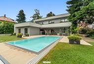 Beeindruckende Designer-Villa mit Pool und Poolhaus zum Soforteinzug!