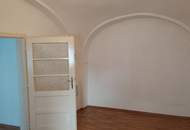 Zentral. Bestandssicher. Entwicklungsstark. – Zinshaus in Bruck an der Leitha für Investoren