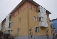 Helle 2-Zimmer-Wohnung mit TG-Platz
