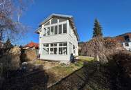 Großzügiges Wohnhaus mit zwei Wohneinheiten – ideal für Familien oder Mehrgenerationen mit Garten und mehreren Stellplätzen