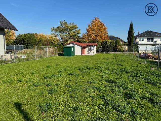 Charmantes Grundstück mit Sommerhaus – Baupotenzial &amp; Lebensqualität in Pottendorf