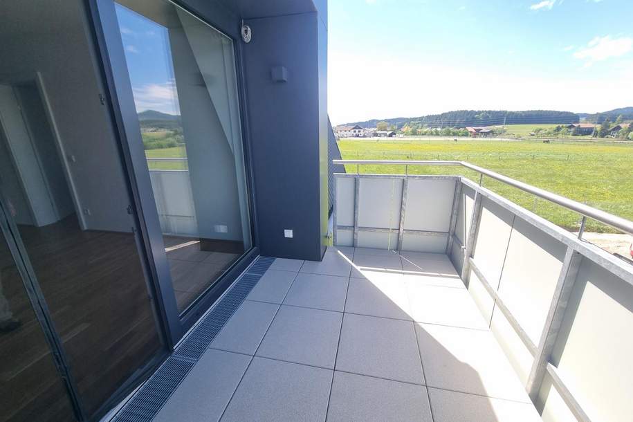 ERSTBEZUG: 4-Zimmer-DG-Wohnung mit West-Balkon, Wohnung-miete, 1.595,00,€, 5204 Salzburg-Umgebung