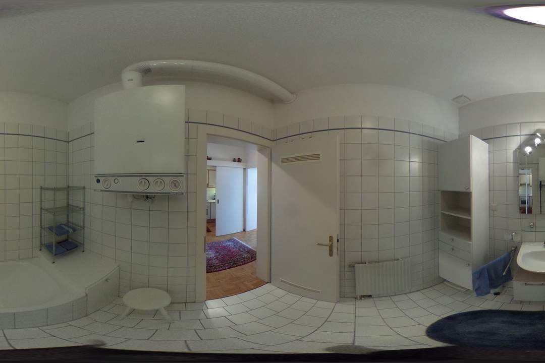 Sehr charmante Altbauwohnung in TOP-Lage