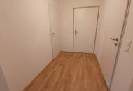 Moderne 2 Zimmerwohnung mit großzügiger Freifläche!
