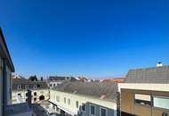 Urbaner Wohnkomfort: 2 Zimmer mit Balkon im Herzen Tullns