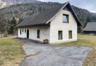 Ebenes, südlich ausgerichtetes Baugrundstück mit guter Verkehrsanbindung im Mölltal + abbruchreifes Haus