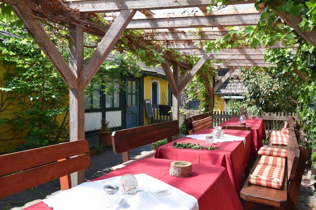Weinlokal-Restaurant im Ausflugsgebiet Yspertal