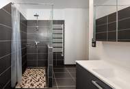 Leben mit großzügiger Dachterrasse, 3 Zimmer und Doppelcarport!