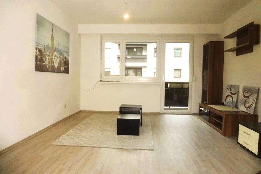 MIETE - HELLE DREIZIMMERWOHUNG IN RUHIGER LAGE!, Wohnung-miete, 690,00,€, 2870 Neunkirchen