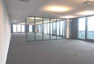 RIVERGATE - Moderne Bürofläche im attraktiven Open-Space-Stil und tollem Blick!