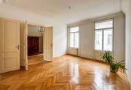 Bestlage - klassische Altbauwohnung in elegantem Stilhaus