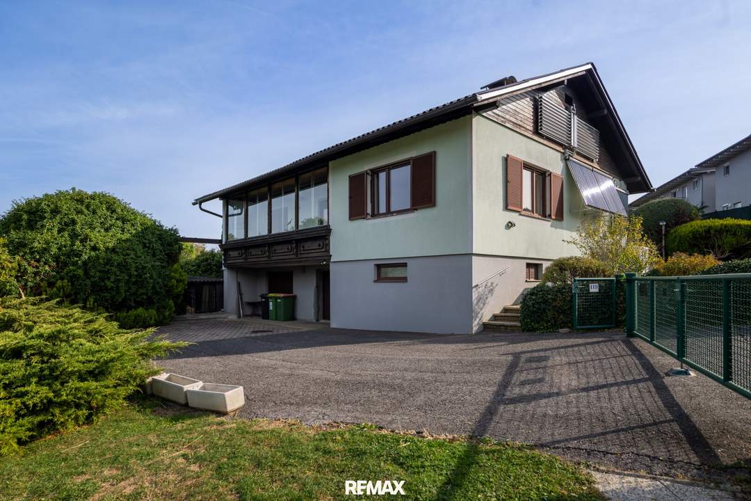 Bungalow in erhöhter, sonniger Aussichtslage