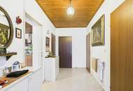 Haus mit 2 Wohneinheiten und ausgebautem Dachgeschoss in Blumau-Neurisshof, Bezirk Baden