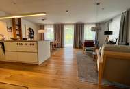 TRAUMWOHNUNG mit zwei Balkonen und TG-Platz in TOP-LAGE! Zweitwohnsitz möglich!