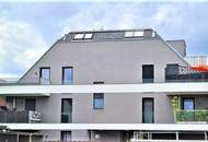 GRÜNBLICK, RUHELAGE, sonniges 46 m2 Dachgeschoß mit 20 m2 Terrasse, 2 Zimmer, Komplettküche, Wannenbad, Lavendelweg