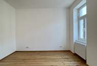 ***Stilvoller Erstbezug in Ruhelage – Sanierte 3-Zimmer-Altbauwohnung***