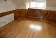 PROVISIONSFREIE WOHNUNG IM DACHGESCHOSS