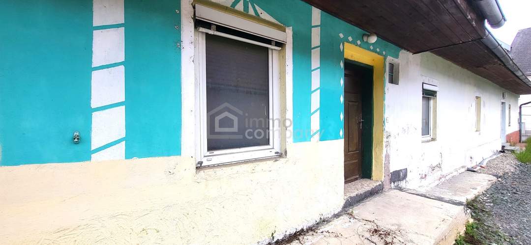 Charmantes Sanierungsobjekt mit großem Grundstück im Herzen von Preding